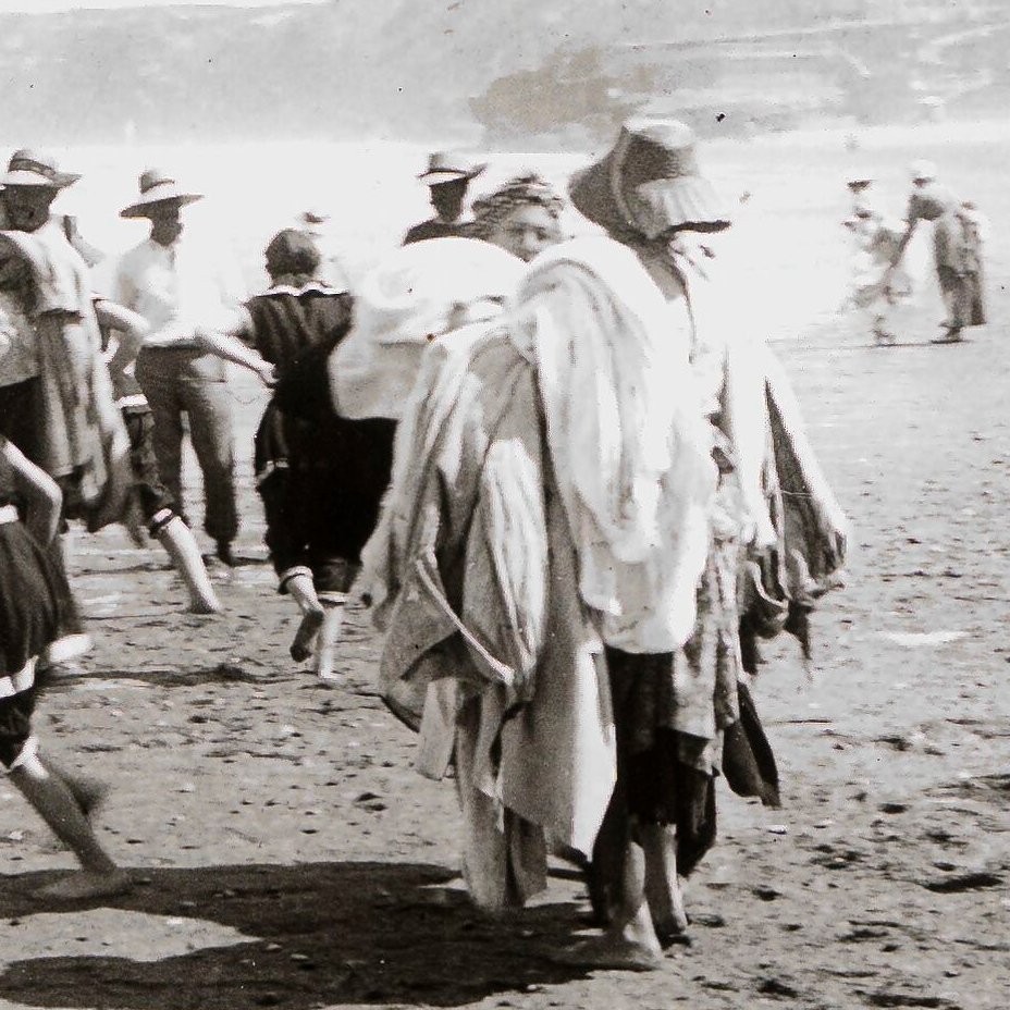Baigneurs sur la Grande Plage, Biarritz