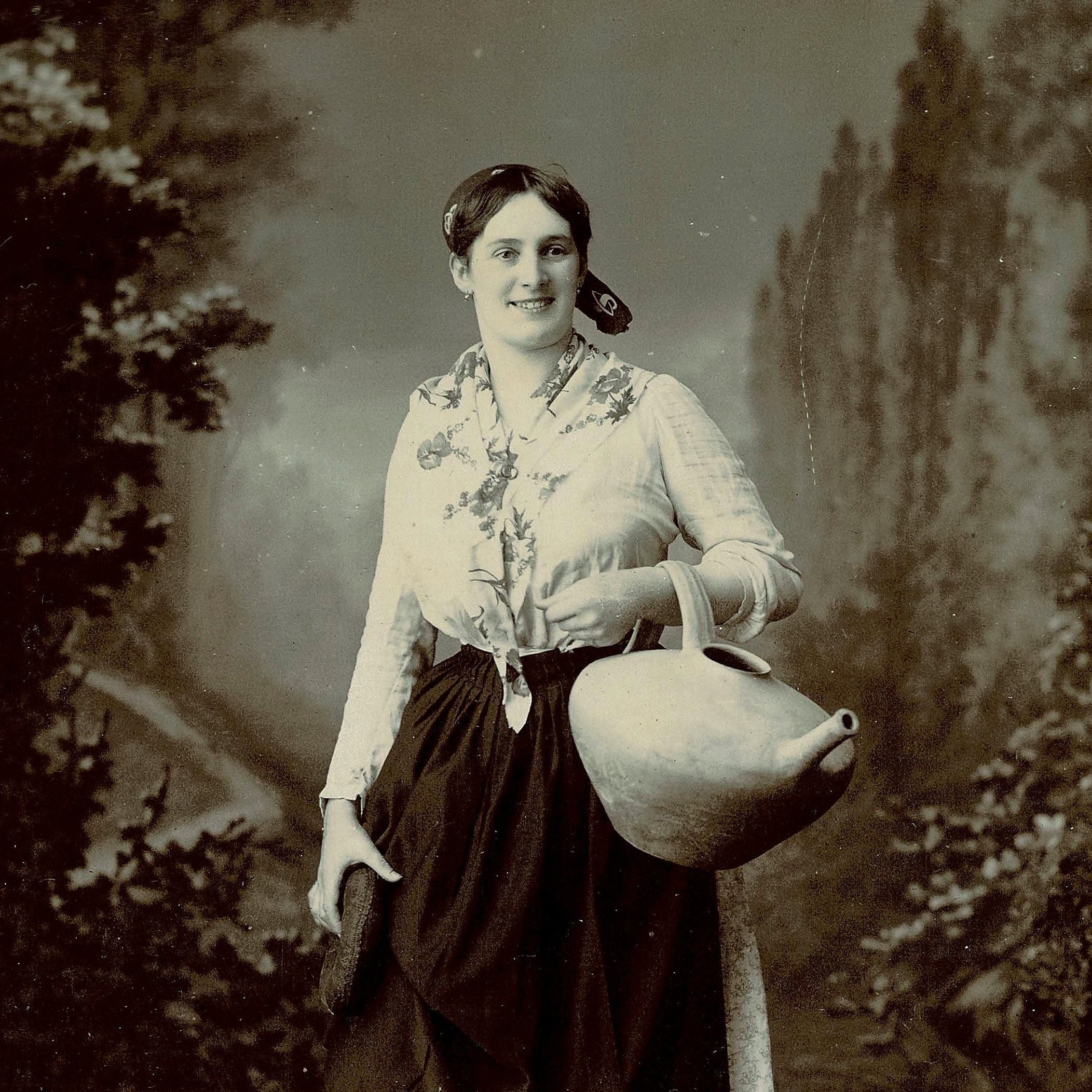 Portrait - Basquaise à la cruche